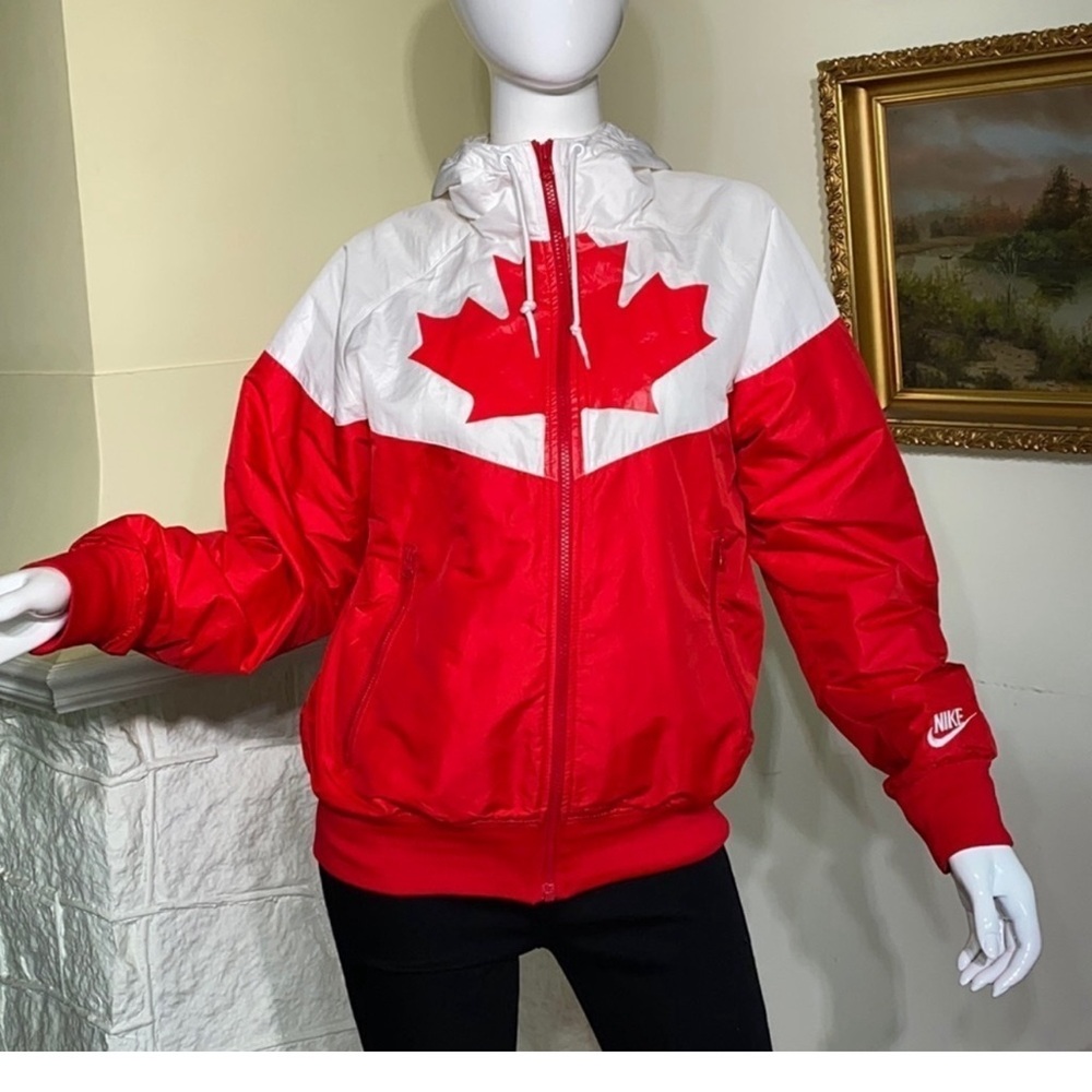RARE 2008 Olympic Nike Windrunner Canada Split Zip